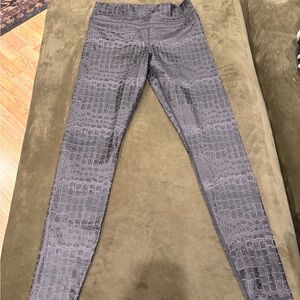 8-10 EUC Zyia Active Gray Armour Leggings 28”